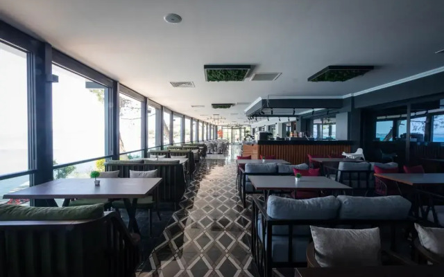 Vira Otel