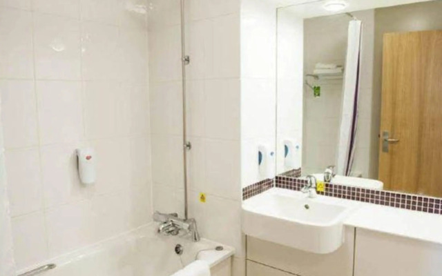 Premier Inn Ipswich (Chantry Park) hotel