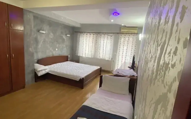 Hotel Alba