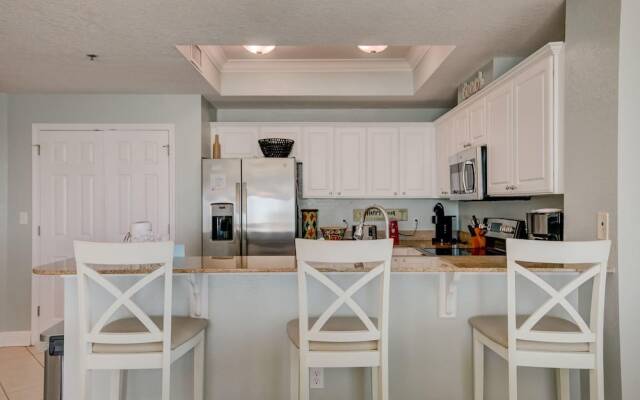 Crystal Shores W 301