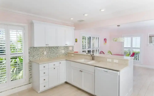 Captiva Shores 7B