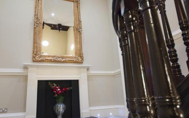 Palmerston Suites