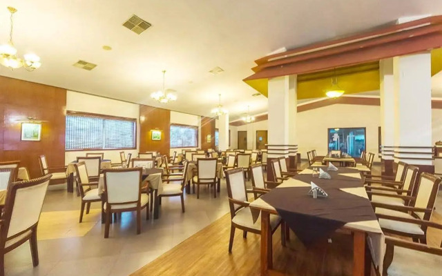 Camel Valley Resort