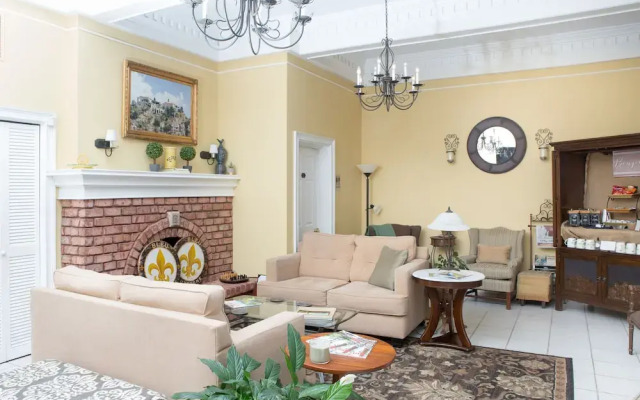 Burke Manor Inn & Pavilion