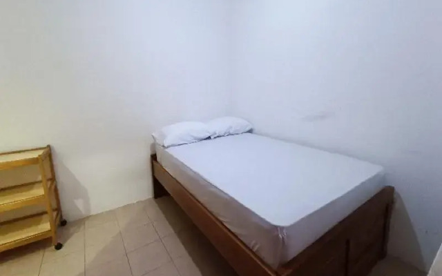 OYO 91341 D'phoenix Anggrek Syariah Residence