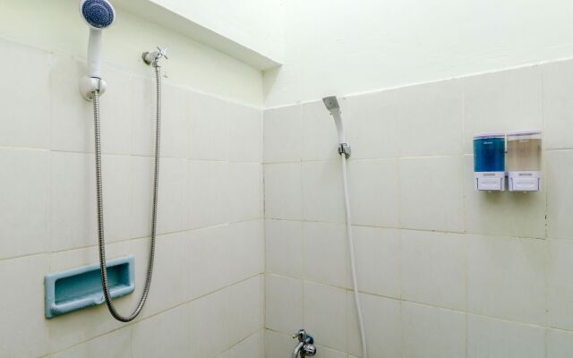 Bahagia Sederhana Home Stay - Hostel by ZUZU