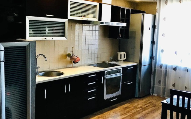 Status Apartment