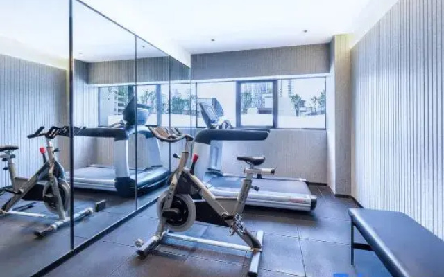 Wuhan HanKou Station South Square Light Residence Hotel