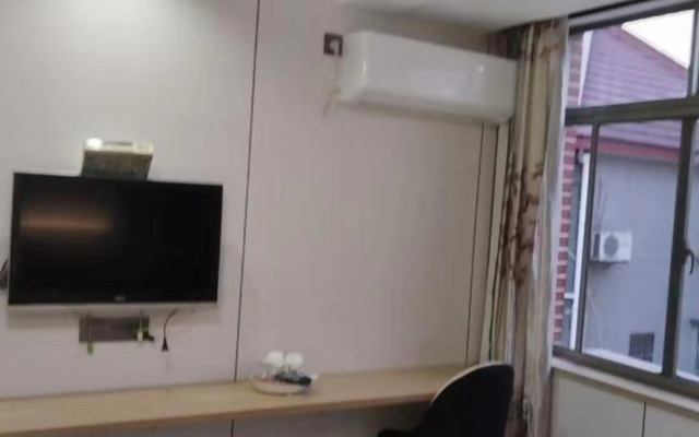 Shanghai Xiangting Business Hotel (Qingpu Zhaoxiang Store)