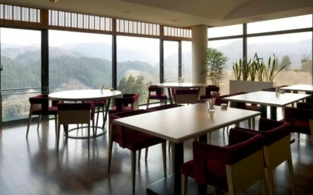 Shorenji Lake Hotel