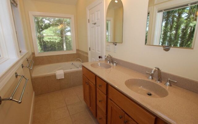 Sound Sunsets - 5 Br Home