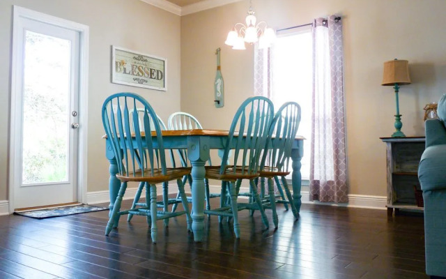 Southern Charm by RedAwning