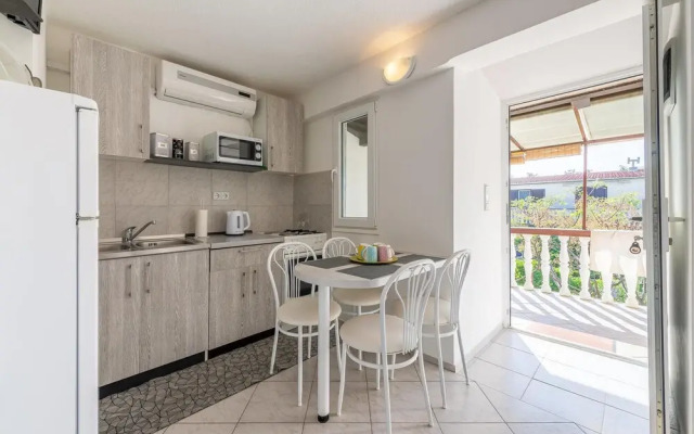 Awesome Apartment in Vir With 2 Bedrooms and Wifi