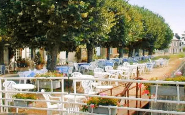 Résidence Hôtelière La Marine