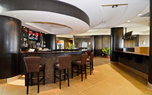 Best Western Premier Freeport Inn Calgary Airport