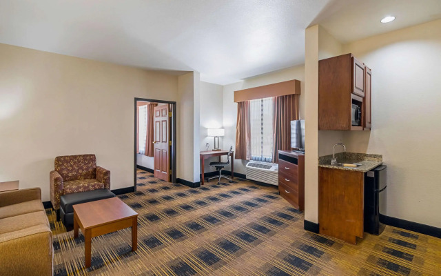 Quality Inn & Suites