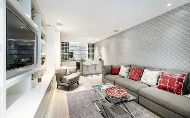 Beautiful 4bed Mews Home--knightsbridge