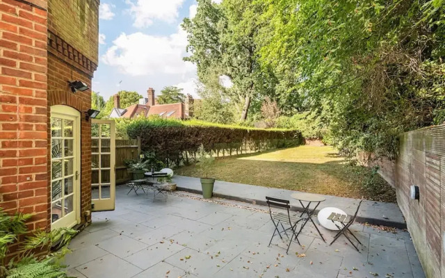 The Family Getaway - by Out of Office Lifestyle