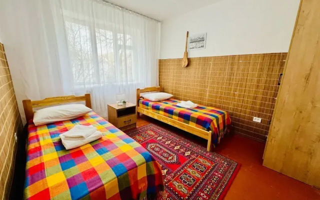 DADOW Apartments