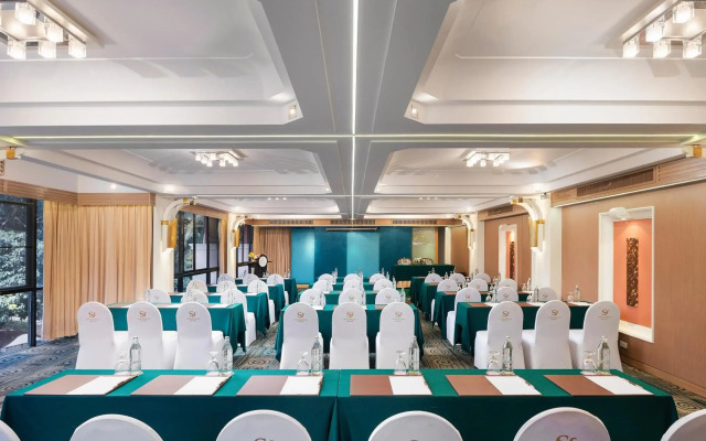 Springfield Village Golf & Spa