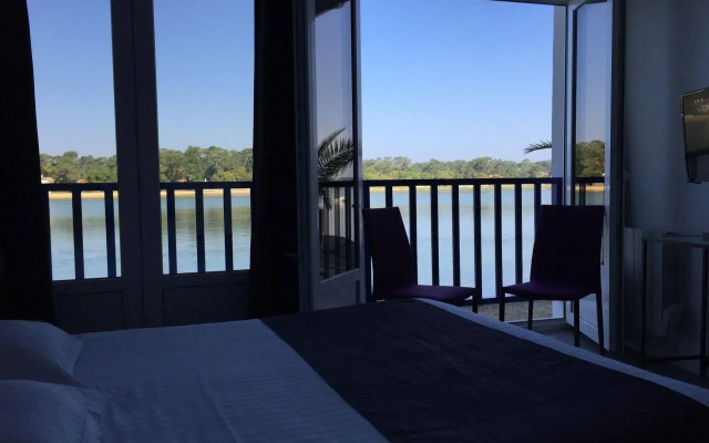 Le Relais du Lac