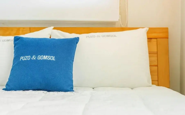Geoje Peugeot Gomsol Petfriendly Pension