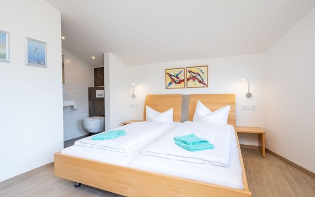 Opulent Holiday Home in Piesendorf with Sauna & Hot Tub