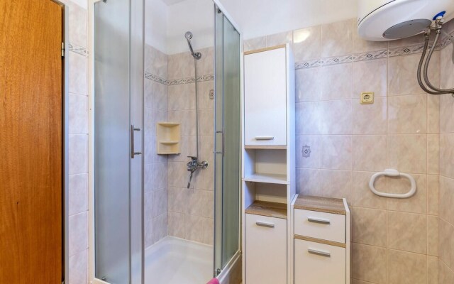 Nice Apartment in Rovinj With 2 Bedrooms and Wifi