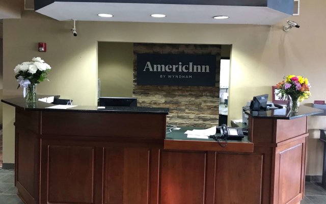 AmericInn by Wyndham Maquoketa