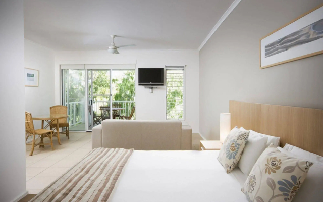 Mantra Portsea