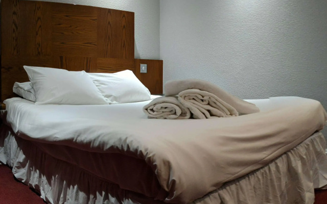 Ramada by Wyndham Loughborough Hotel