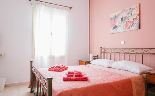 Aphrodite Gardens No.9 Luxury Apt