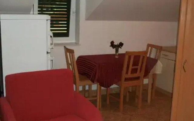 Apartments Luna Tisno
