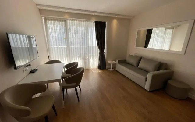 Apart Hotel Irida