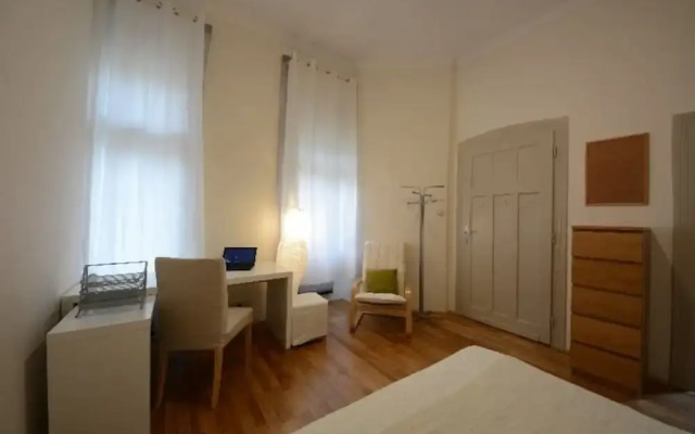 Lazar 7 Apartment