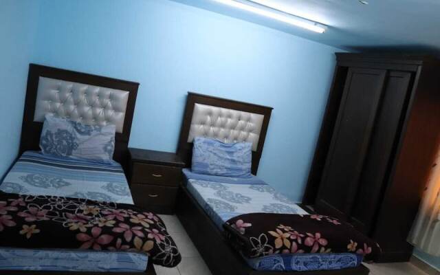 Al Maha Hostel And Apartments
