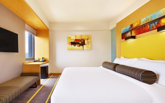 Aloft Dongguan Dynamic Town