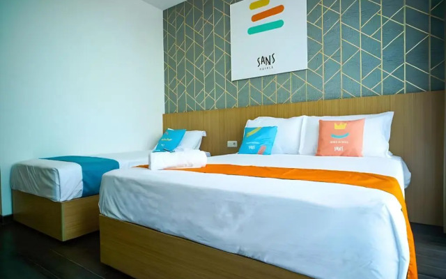 Sans Hotel Box Mansion Surabaya