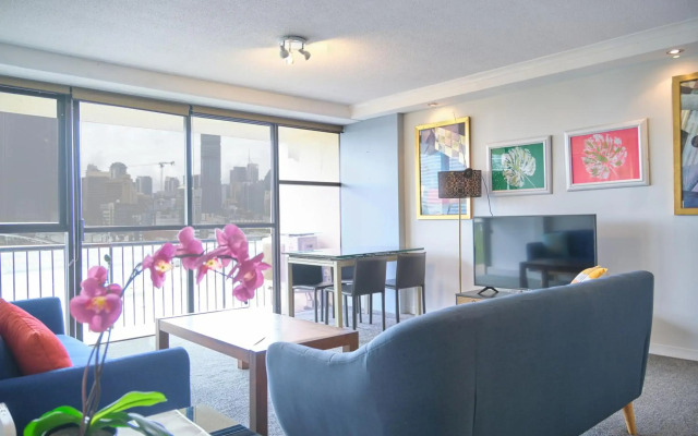River Plaza Apartments