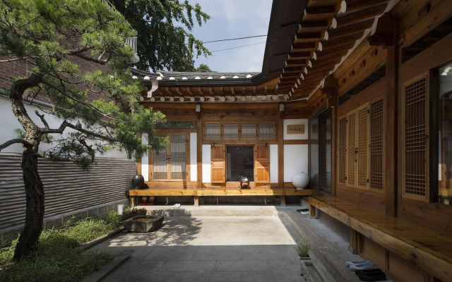 Xiwoo Hanok Guesthouse