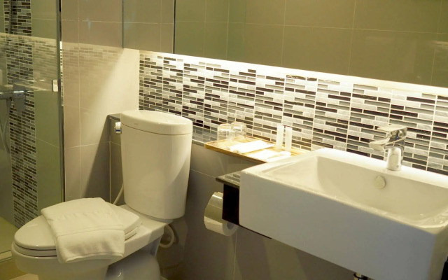 Chaisaeng Villa Hotel