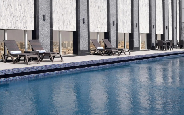Radisson Blu Hotel and Convention Center, Riyadh Minhal