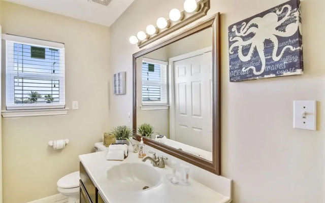 Dat View Tho! - 4 Br Home