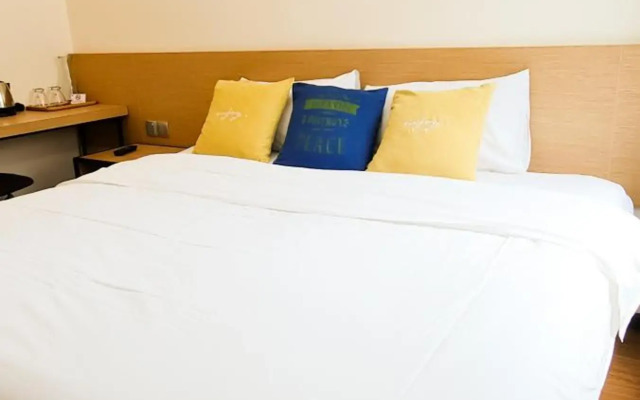 Qlio Hotel