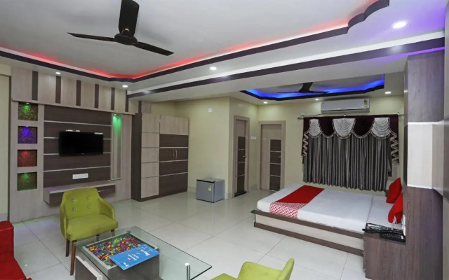 Hotel Tr Palace By OYO Rooms