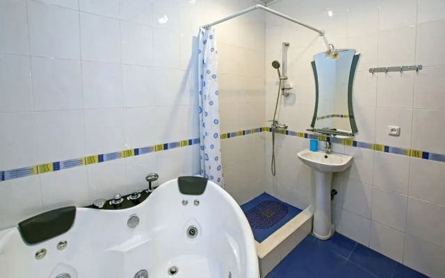FlatsInYerevan - Apartments by Republic Square