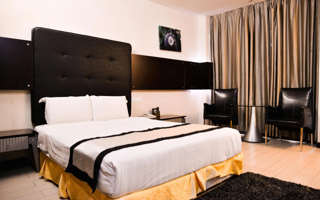 Shervinton Executive Boutique Hotel