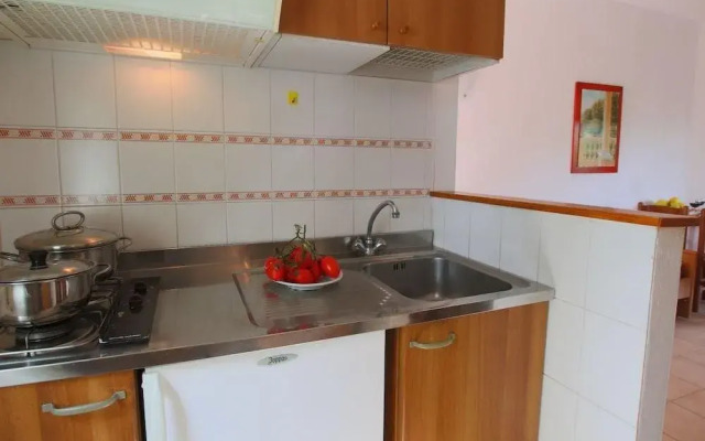 Scenic Holiday Home in Giannella near Beach