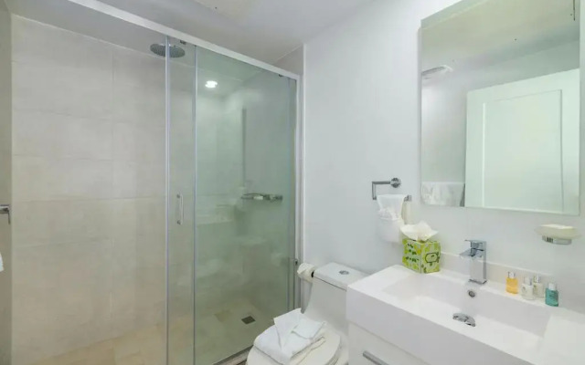 HH-2Bdr413 - NEW Modern Apartment in Oceanfront Luxury Condo in Aruba!