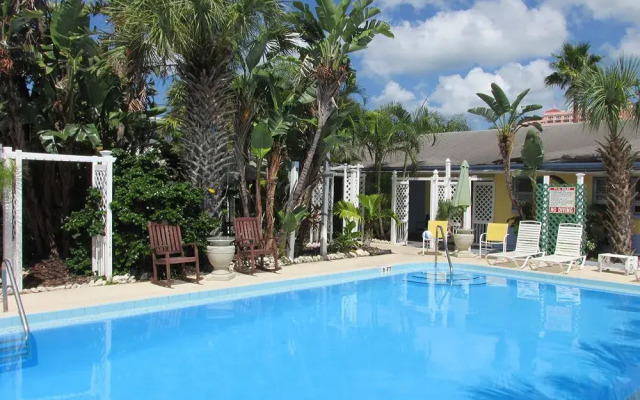 Amber Tides Motel